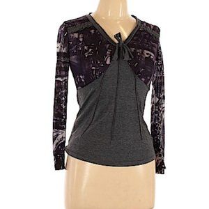 DJK long sleeve V-neck top, Lace and Bow, L-M
